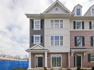 1209 Parker Dr, Glenview, IL 60025