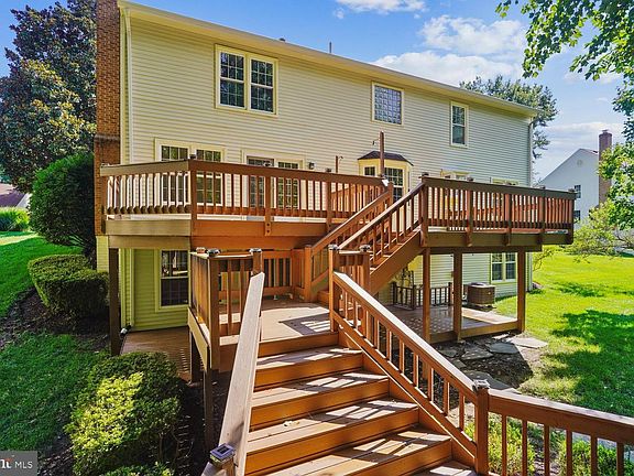 2nd image of 12851 Valleywood Dr