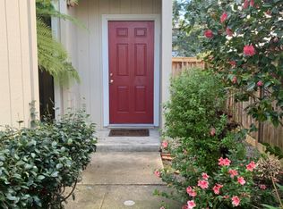 13 Vanessa Ct W, Napa, CA 94558