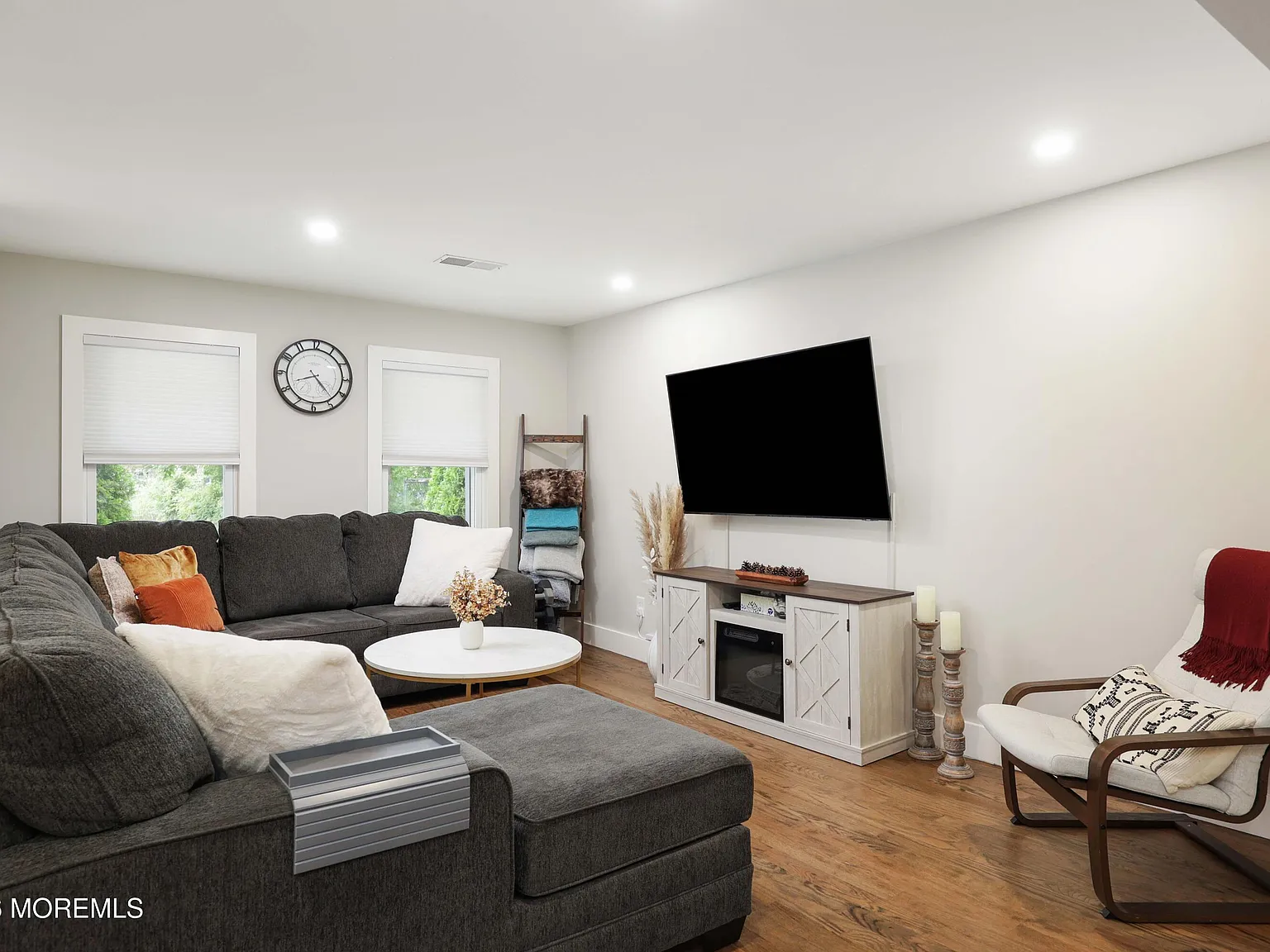 3 bed, 2.5 bath, 1512 sqft, $3,200 — Photo 4