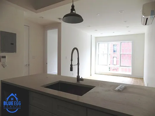 Rented by Blue Egg Realty Corp | media 16