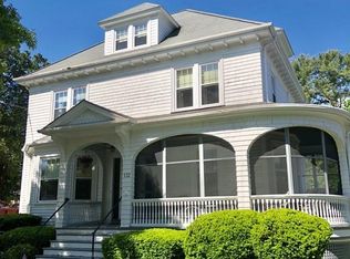 132 Chestnut St, Fairhaven, MA 02719