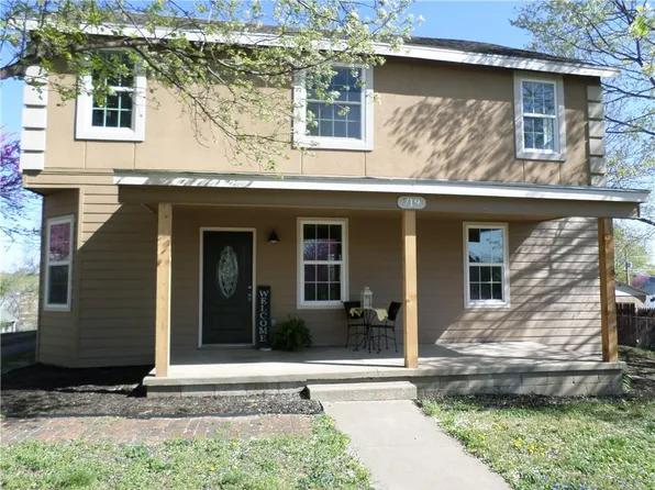 719 Spruce St, Atchison, KS 66002