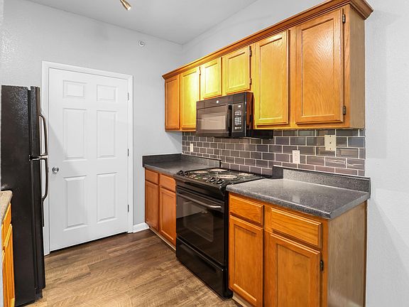 2nd image of 5500 Highland Dr #73567c9b1