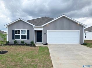 411 Moringa Ln, Meridianville, AL 35759