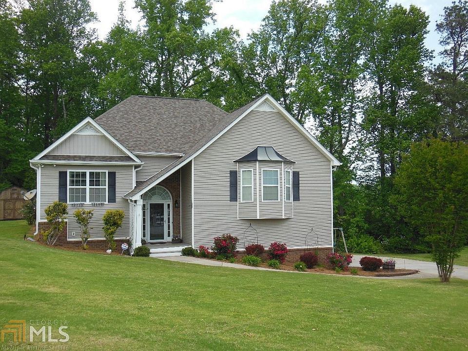2nd image of 164 Garrison Ct