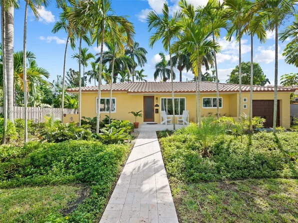 1038 Tyler St, Hollywood, FL 33019