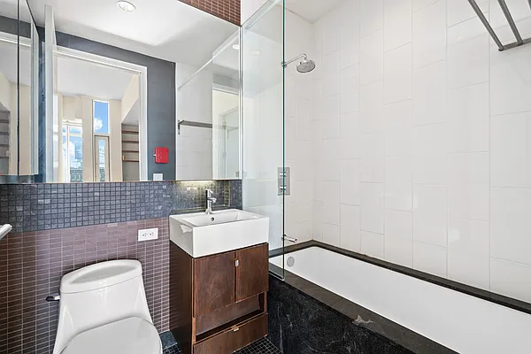 Rented by Nest Seekers International | media 19