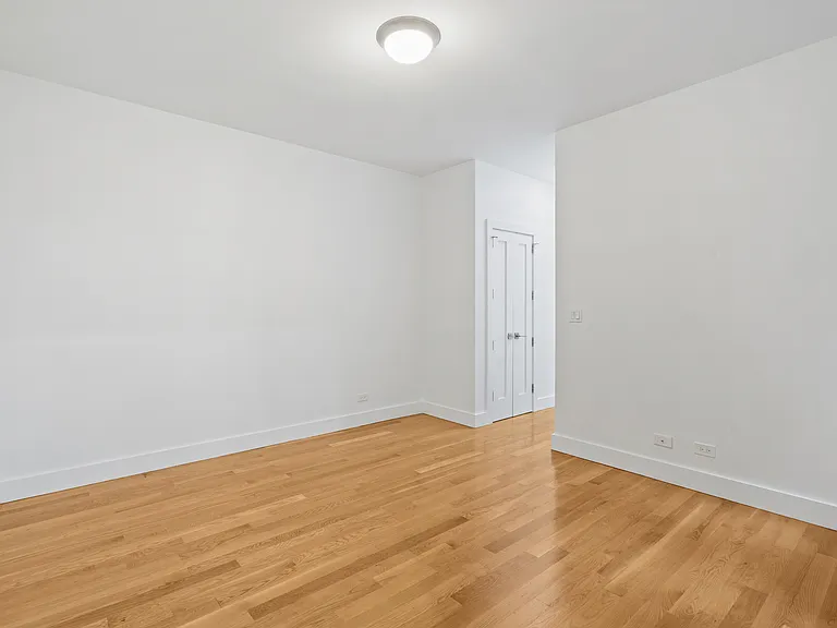 628 W 151st St #1J — Photo 6