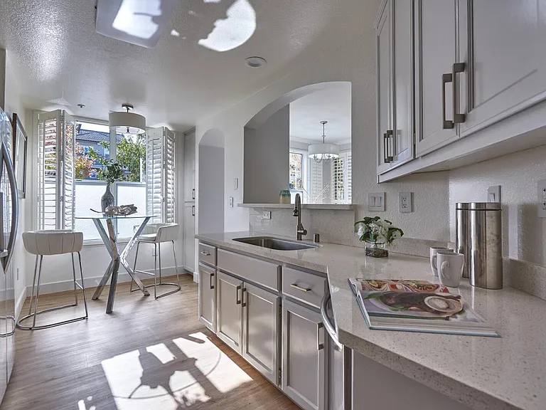 601 Baltic Cir #601 — Photo 9