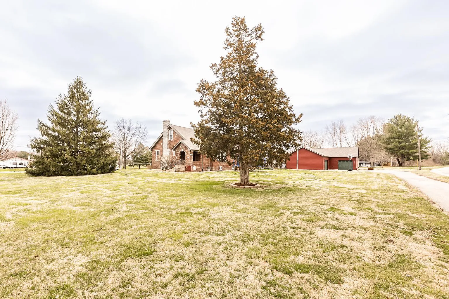 8734 State Route 162 photo 1