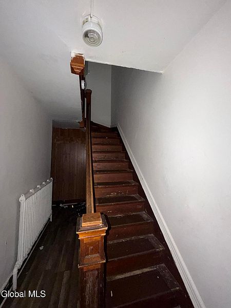 2nd image of 19 Stanwix Street