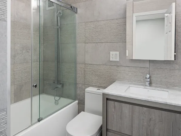 170 Park Row image 9 of 15