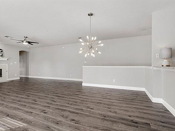 4th image of 6877 Livorno Ln