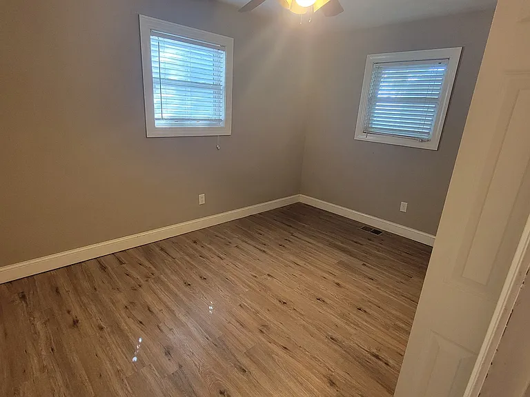 737 Ray St — Photo 8