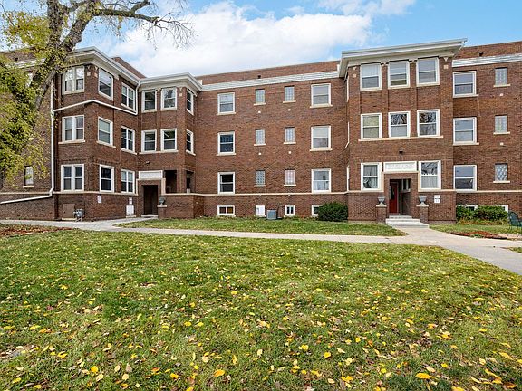 3rd image of 2315 Harney St APT 102