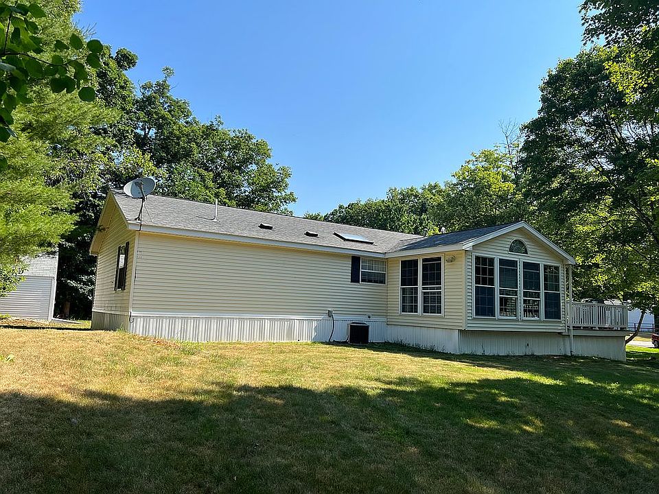 2nd image of 21 James Rd