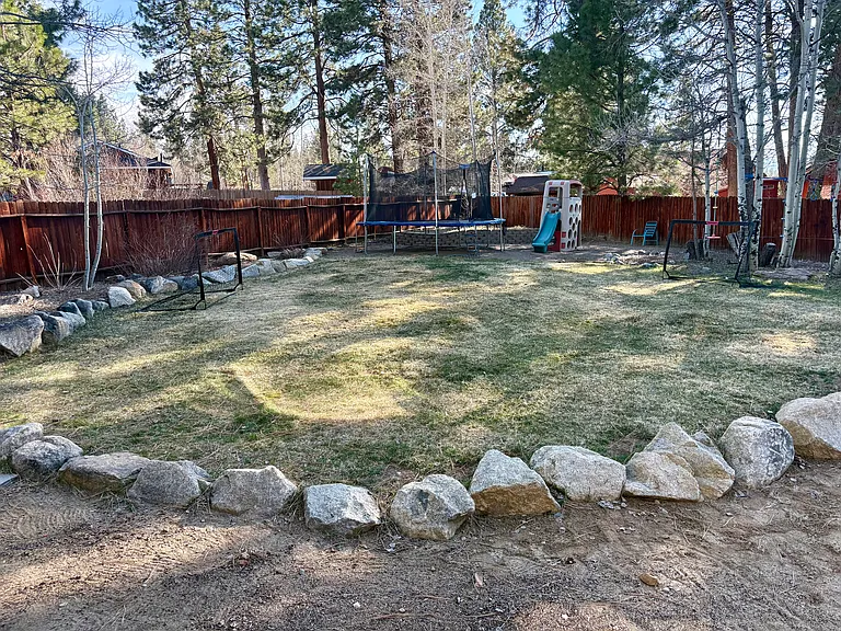 10254 Worchester Cir — Photo 3