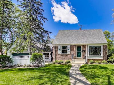 266 S Warrington Rd, Des Plaines, IL, 60016