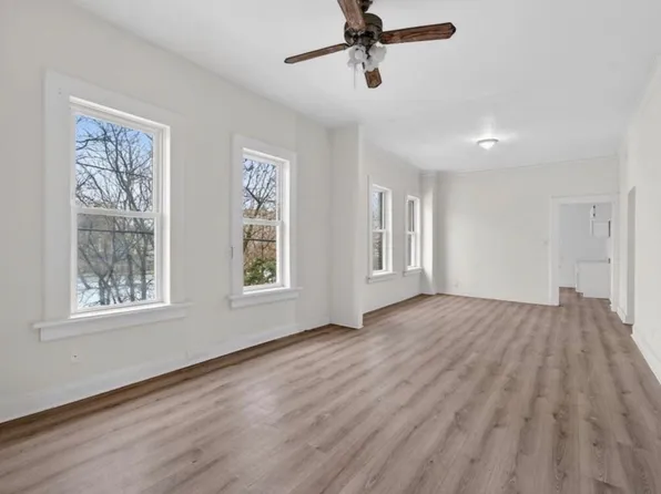 1227 W Juneau Ave #1229, Milwaukee, WI 53233