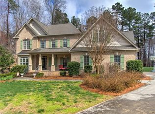 7508 Summer Breeze Ct, Summerfield, NC 27358