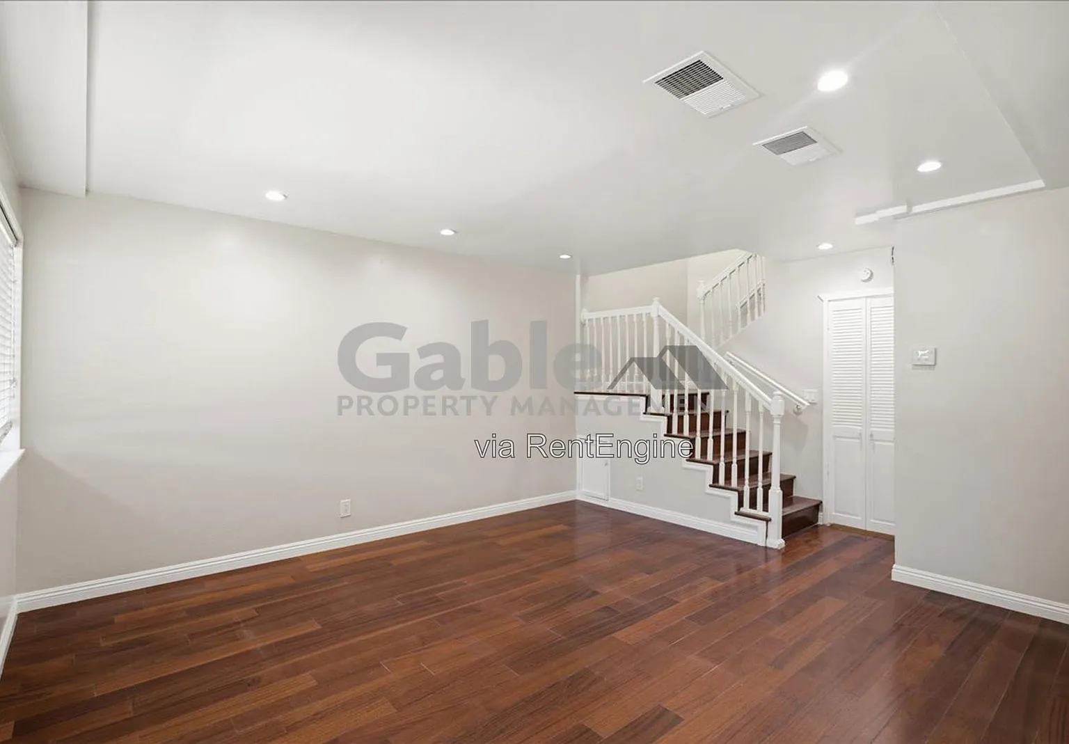 3 bed, 2.5 bath, 1265 sqft, $2,875 — Photo 3