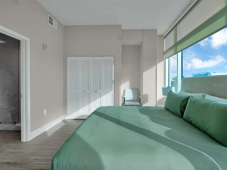525 E Jackson St #508 — Photo 17
