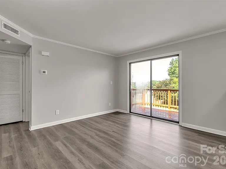 319 Osceola St #D — Photo 3