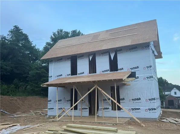 2 North Jefferson Avenue, West Jefferson, NC 28694