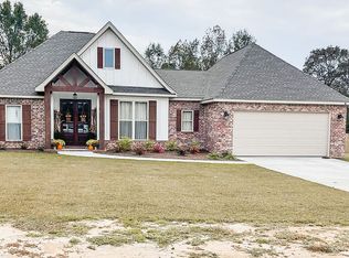 33 Blain Rd, Purvis, MS 39475