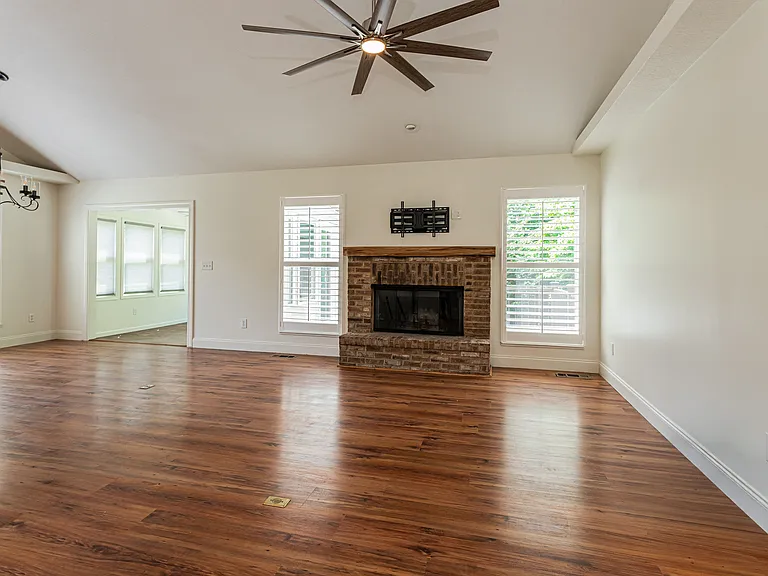 220 Konawa Ln — Photo 8