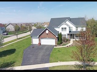 501 Greenview Ct, Oswego, IL 60543