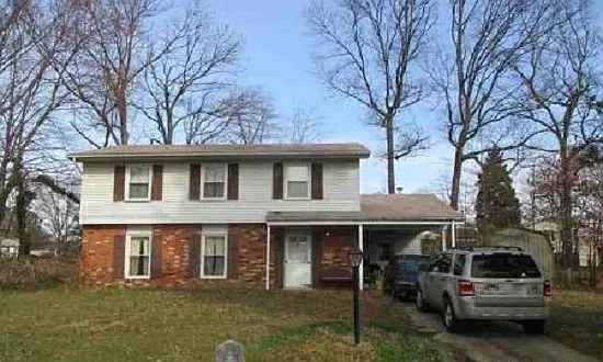 1104 Holyoke Ct photo 1