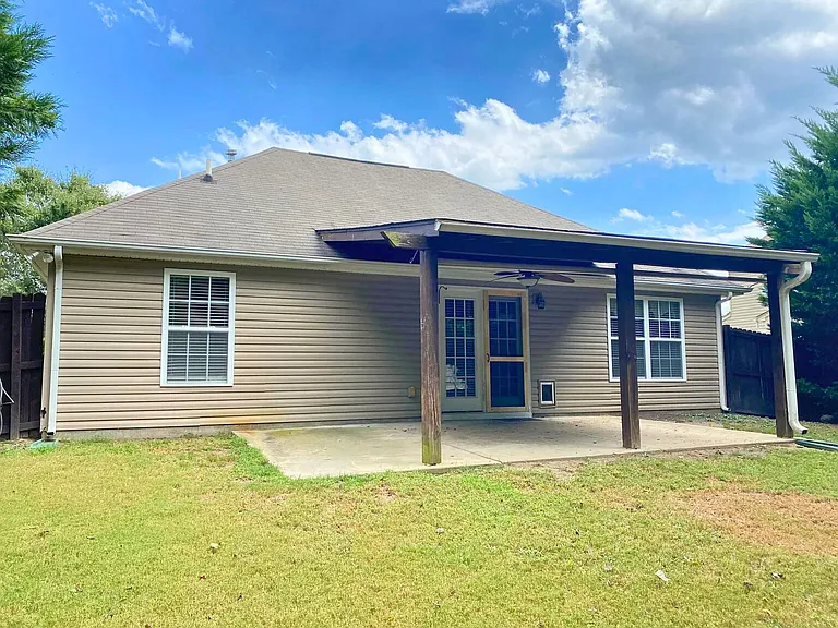 209 Gibby Ln — Photo 13