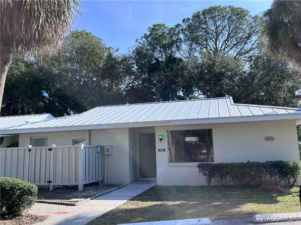 1215 N Egret Point, Crystal River, FL 34429