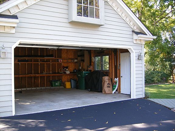 2 Car Garage