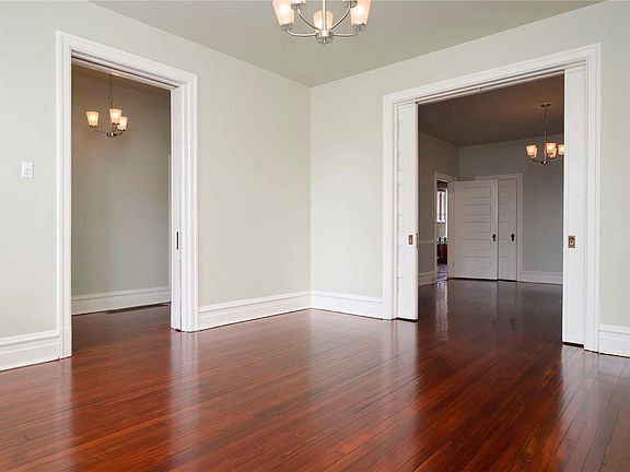 5th image of 3411 Pestalozzi St
