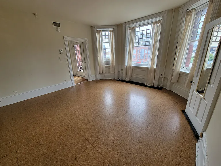 131 S 22nd St #7 — Photo 2