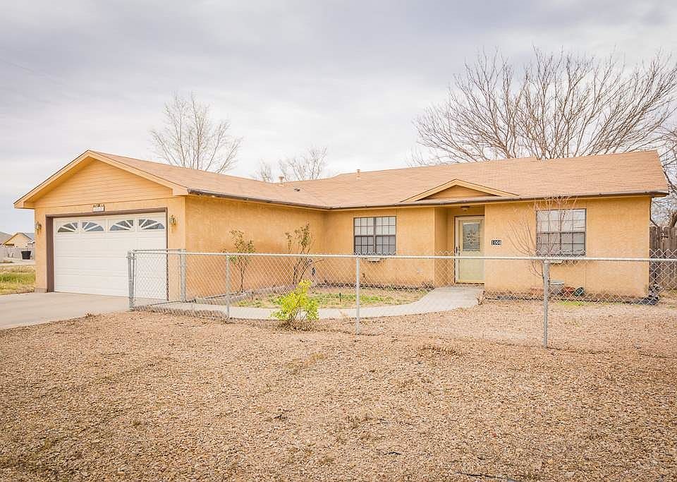 1st image of 1004 E La Paloma Ln