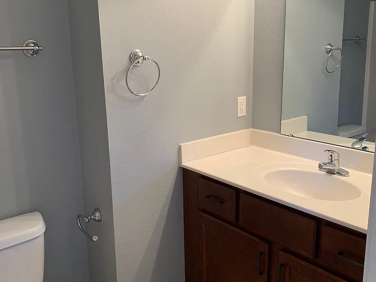 422 Stone Creek Rd — Photo 12