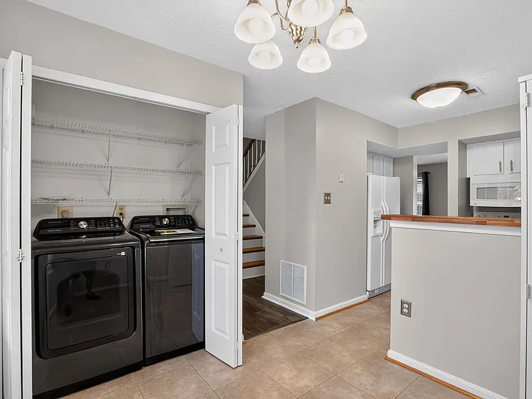 6003 Bobcat Ct — Photo 14