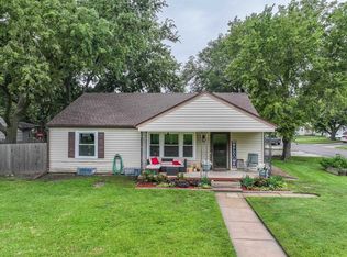 815 Columbus Ave, Newton, KS 67114