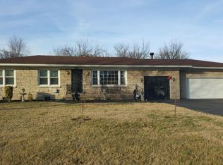 2515 Jenlee Ln, Shively, KY 40216