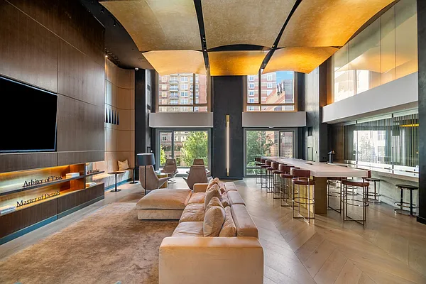 Rented by REAL New York | media 10