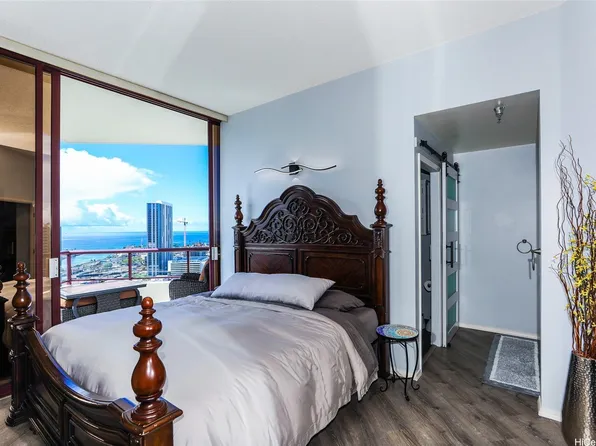 725 Kapiolani Blvd APT 2601, Honolulu, HI 96813