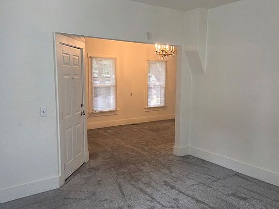 4th image of 1811 N Nora St