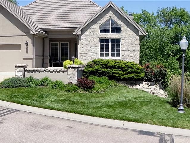 1st image of 6820 SW Cottonwood Cir