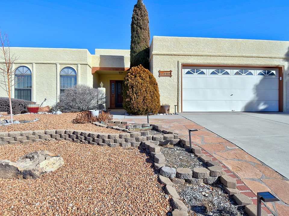 1st image of 7504 Don Gaspar Dr NE