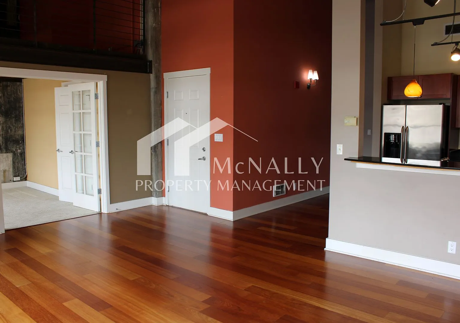 Beautiful Downtown Condo in Tacoma — Photo 3