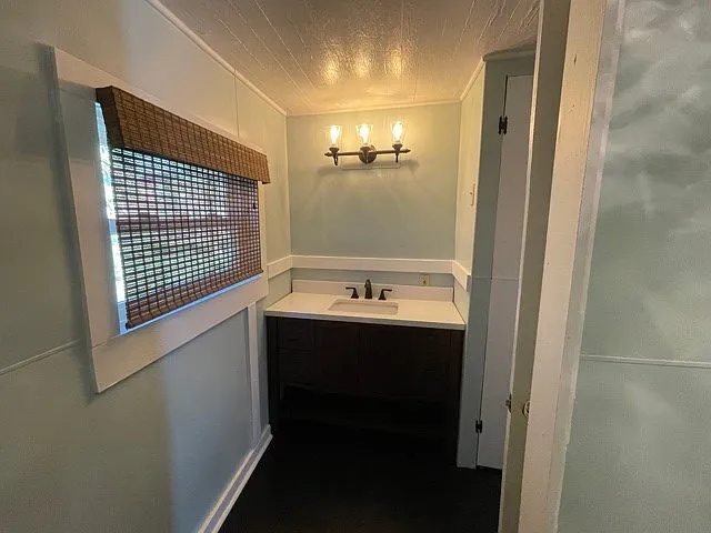 123 Avenue C — Photo 10